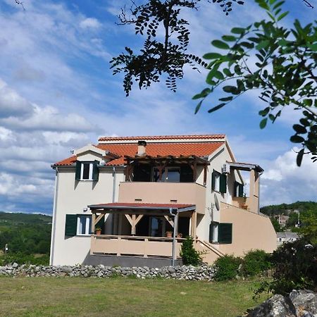 Apartmani Carnizza Ražanac Eksteriør billede