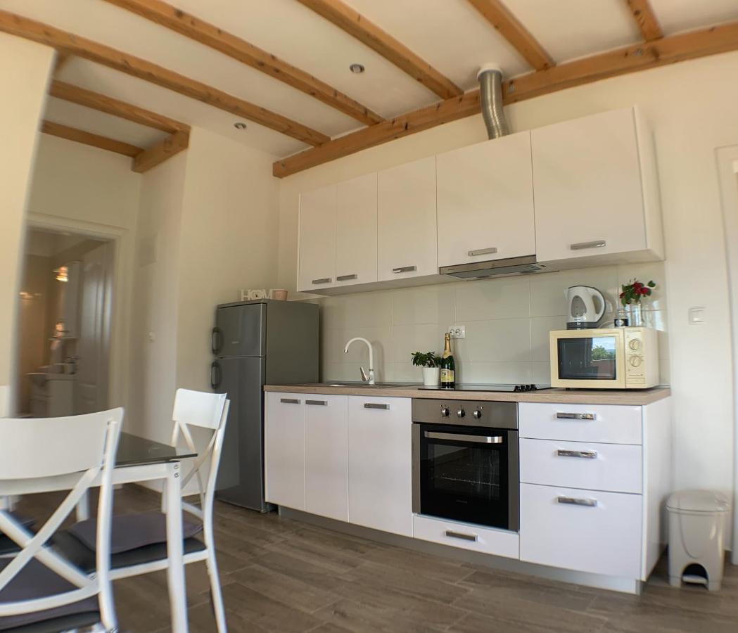 Apartmani Carnizza Ražanac Eksteriør billede