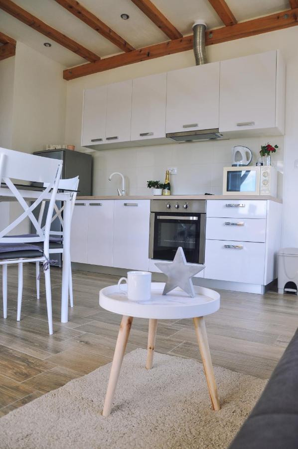 Apartmani Carnizza Ražanac Eksteriør billede