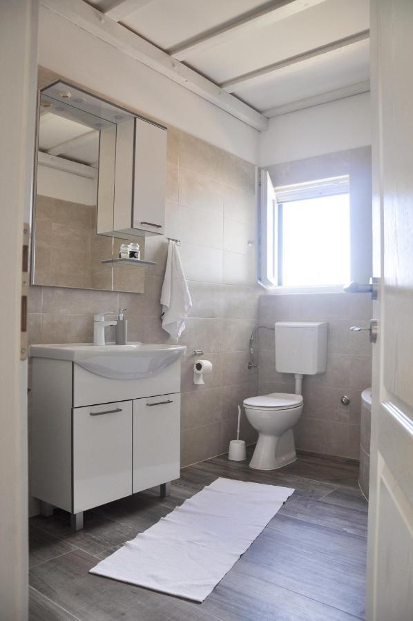 Apartmani Carnizza Ražanac Eksteriør billede